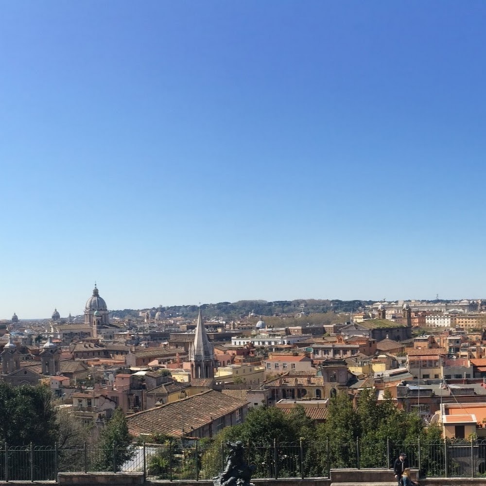 Meet your Posher, Eloise